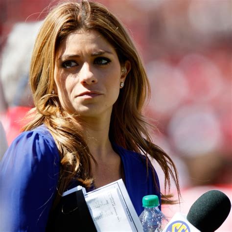 Top 10 Hottest Female Sportscasters