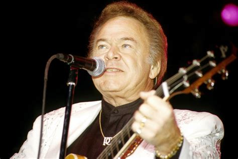 Roy Clark Dead Legendary Country Guitarist ‘hee Haw Star Dies At 85