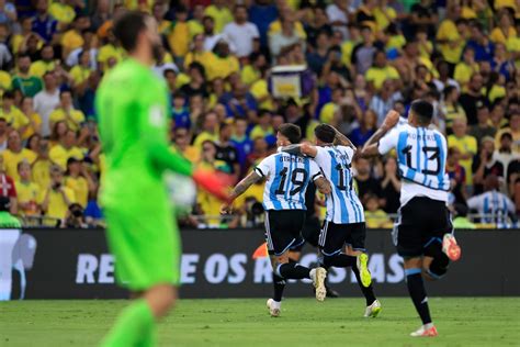 Argentina Vence Brasil Em Jogo Marcado Por Pancadaria Generalizada Metr Poles