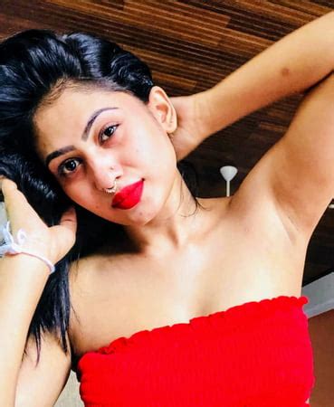 Actress Piumi Hansamali Hot Armpits Collection Pics Play Reena Sky Hot Sexy Nude Min