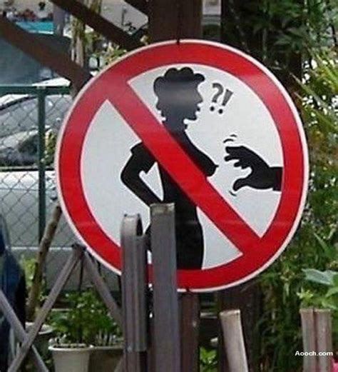 15 Hilarious Street Signs From Around The World