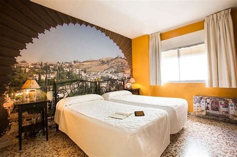 Book hostal casa salvador, granada on tripadvisor: HOSTAL CASA SALVADOR - Prices & Hotel Reviews (Granada ...