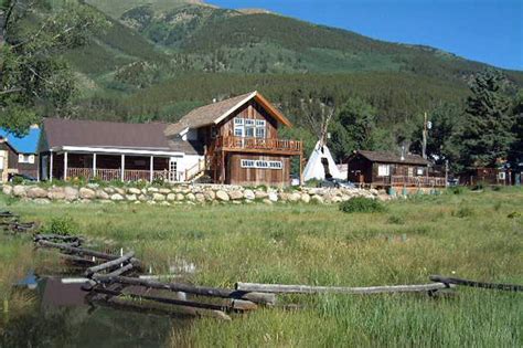 Twin Lakes Roadhouse Lodge And Cabins Leadville And Twin Lakes Area