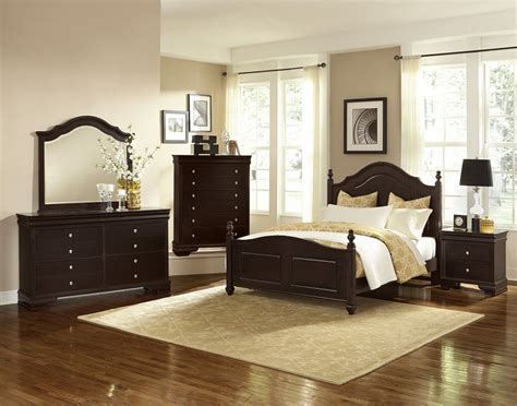 Stop by your nearest bassett showroom and browse our collection of wooden beds and bedroom furniture. French Market Bedroom Collection by Vaughan Bassett ...