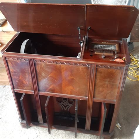 Value Of Capehart Console Phonograph And Radio Thriftyfun