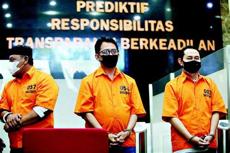 18 Saksi Kasus Korupsi Bupati Nganjuk Diperiksa Koran Jakarta Com