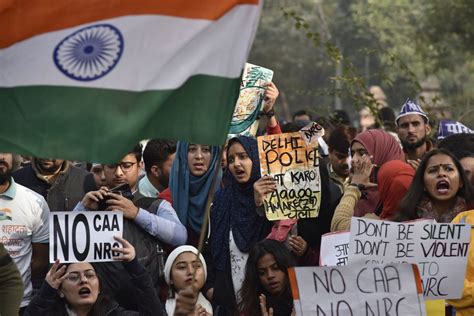 In India Thousands Arrested Protesting New Citizenship Law That Excludes Muslims Vox