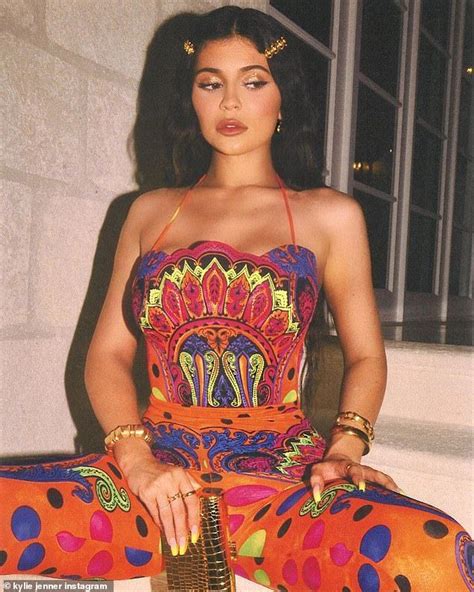 Kylie Jenner Proudly Puts Her Curves On Display In Clinging Colorful Patterned Vintage Versace