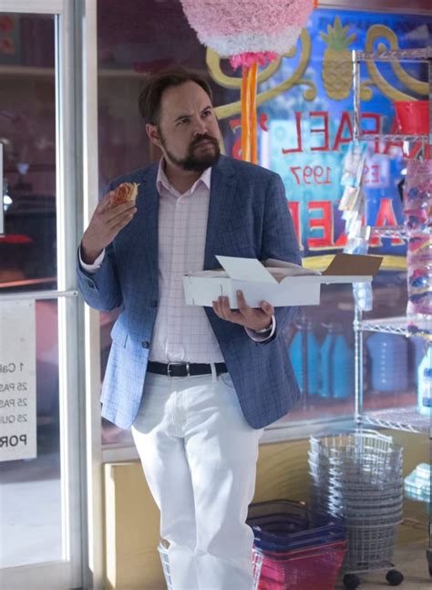 He already has planned storylines for season 2! The Baker and the Beauty Season 1 Episode 2 Review: Ruin ...
