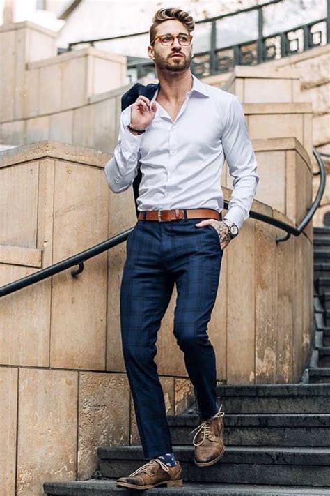 The Full Guide To Putting Together Business Casual Men Attire