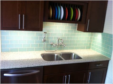 From modern spaces to contemporary charm, you'll fall in love with the easy elegance of these glass backsplash. Kitchen: Nice Sea Glass Backsplash To Protect Your Kitchen ...