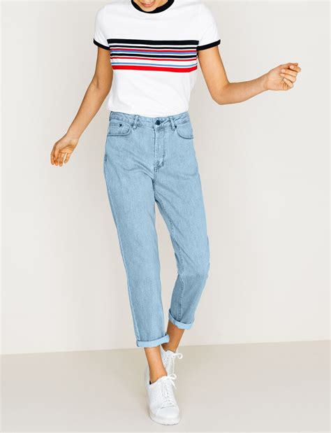 Beau denim bleu de lavage. Jeans Mom taille haute femme Bleu Jean Bleach | Bizzbee
