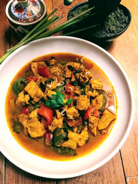 Thai Lemongrass Chicken Curry The Shared Spice