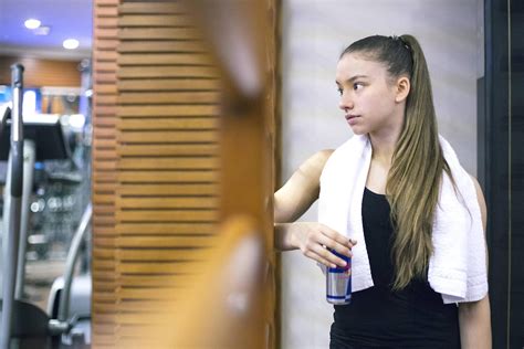 May 29, 2021 · ramo dizisinin sibel'i esra bilgiç'in özel hayatı merak ediliyor. Ayşe Begüm Onbaşı'nın Formda Kalma Sırları | Red Bull