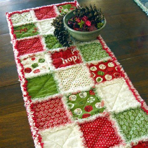 33 Creative DIY Table Runners Ideas | Table Decorating Ideas