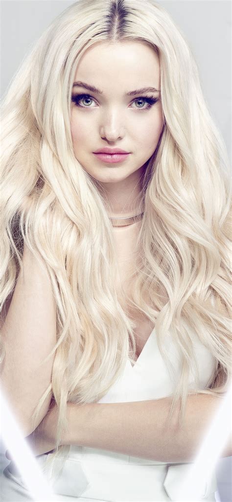 X Dove Cameron In K Iphone Xs Max Hd K Wallpapers