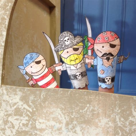 Make Your Own Pirate Finger Puppets — Puppet Showplace Theater