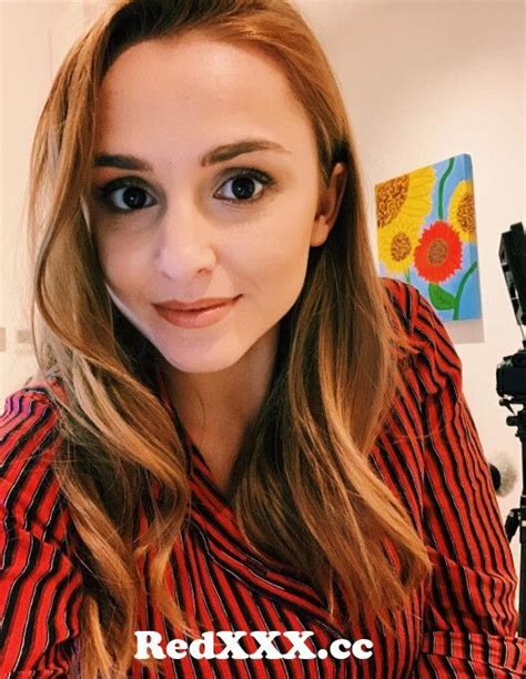 Sex Ed Author And Youtuber Hannah Witton Gives A Live Demonstration