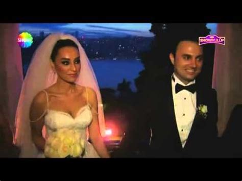 Designia organizasyon show tv türkü akbayram serdar çınar düğünü. Designia Organizasyon Show TV Türkü Akbayram Serdar Çınar ...