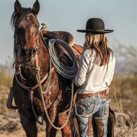 Hotgirlscountrygirltexasbeautyful Cowgirl And Horse Cowgirl
