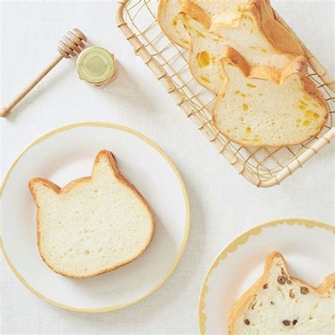 A Bakery Introduced Cat Shaped Bread And It Is Absolutely Lovable