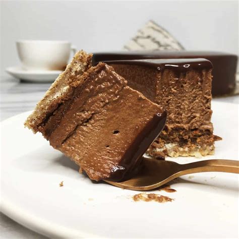 Serves 16 or more decadent people. Royal Chocolate Cake - Trianon | Baking Like a Chef