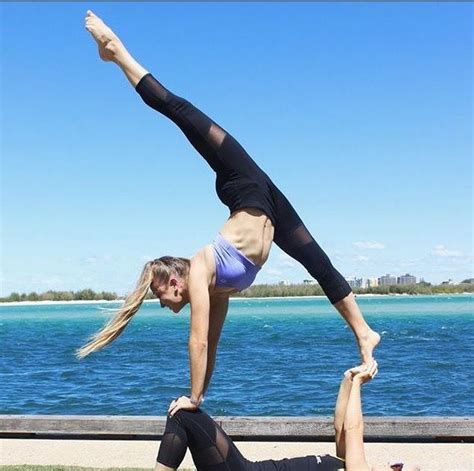 2 Person Yoga Poses Rybka Twins Pinterest Kalaninobleza Insta