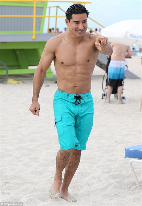 Mario Lopez Squeezes His Friend S Butt At Miami Gay Pride Fest Daily