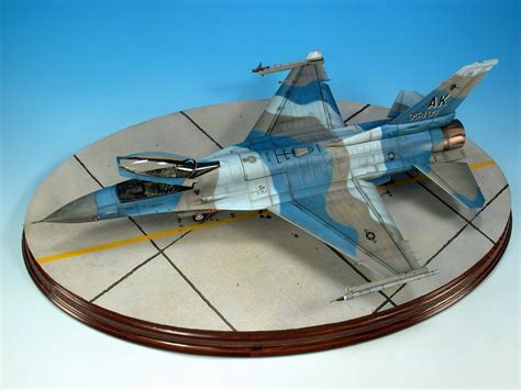 Abhinandan varthaman f16 shot down abhinandan varthaman s. F-16 Fighting Falcon 1/48 Scale Model | Model airplanes ...
