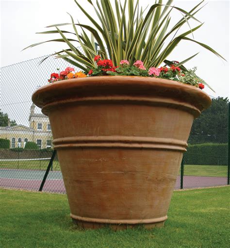 We summarized global fiberglass flower pot trading companies. Large Fiberglass Rolled Rim Pot - 20", 39", 53" and 63 ...
