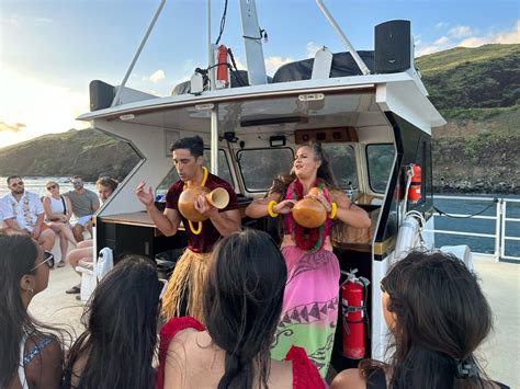 The 10 Best Sunset Dinner Cruises In Maui Maui Hideaway
