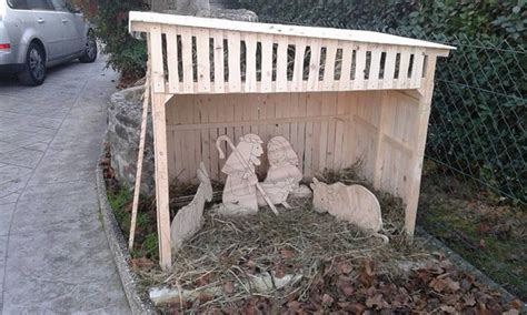 Sono un'infermiera e in questo momento mi trovo ad affrontare l'emergenza sanitaria. I vostri presepi - Famiglia Cristiana
