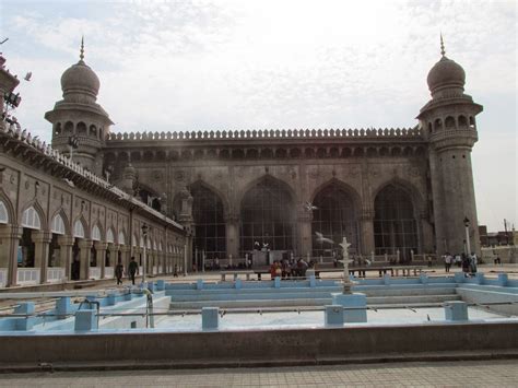 Indian Columbus: Mecca Masjid - Hyderabad