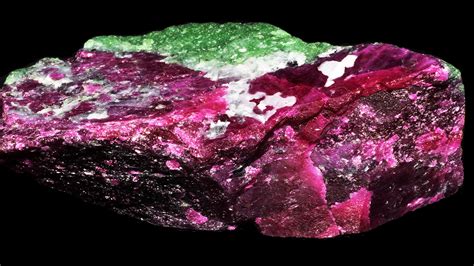 Ruby in Zoisite (Anyolite) Properties and Meaning| Crystal Information