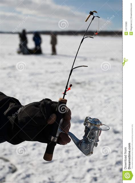 Pesca Del Hielo Imagen De Archivo Imagen De Congelado 14115383