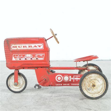 Vintage Murray Pedal Tractor Ebth