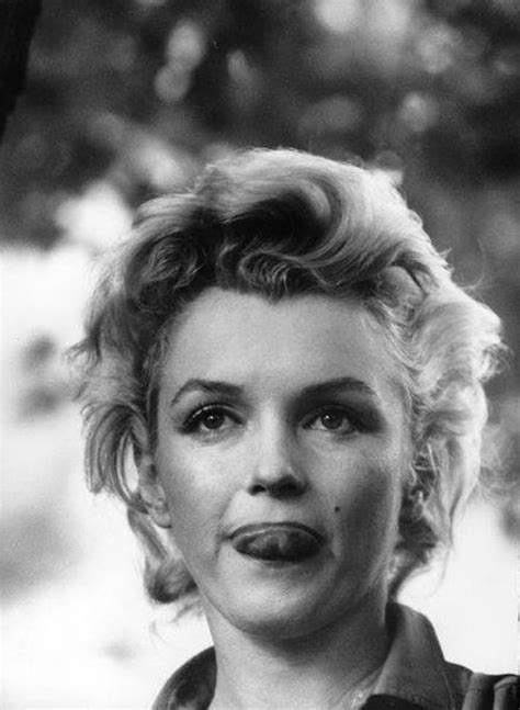 「無邪気でおかしなマリリン・モンロー」セックスシンボルの意外な表情 23選 In 2020 Marilyn Monroe Marilyn Monroe Photos Norma Jean
