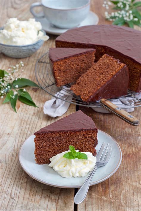 Maybe you would like to learn more about one of these? Saftige Sachertorte - Rezept - Sweets & Lifestyle ...