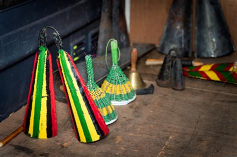 Instrumentos Tribales O Culturales Caseros De Ogene U Oghene Agogo Gong