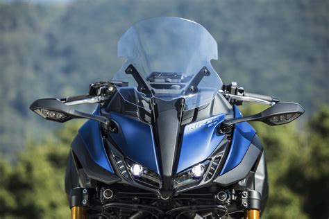 Yamaha Niken Gt Brings Proper Sport Touring To Three Wheels Asphalt