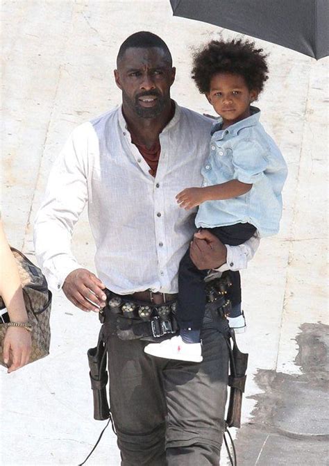 Hollywood Idris Elba Heimdall En Avengers Infinity War Se Casó Con La