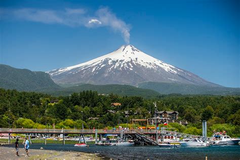 Overnight buses from santiago leave daily. Situation at Villarrica Volcano - travelArt