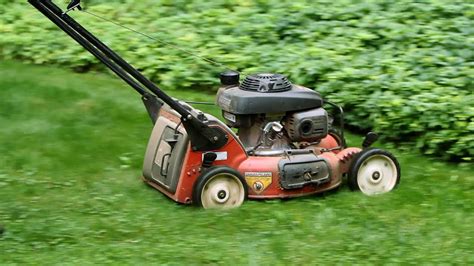 How To Mow Your Lawn Properly Lawn And Garden Care Youtube