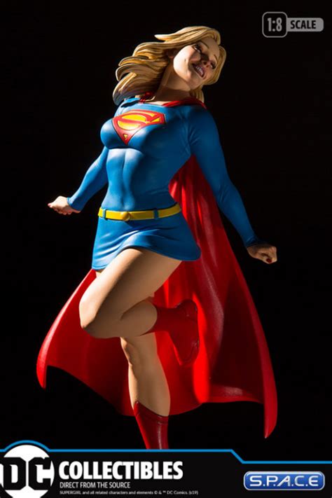 Supergirl Statue By Frank Cho Dc Comics Cover Girls