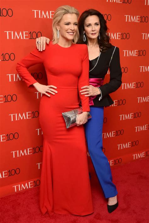 Megyn Kellys Red Dress At The Time 100 Gala Has A Sensual Twist Footwear News