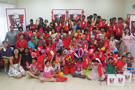 Tanglung tahun baru cina saiz besar. (SEMASA) KFC RAIKAN TAHUN BARU CINA DENGAN INDIVIDU KURANG ...