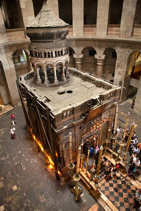 Jesus also would have visited jerusalem on behold this child is appointed for the fall and rise of many in israel, and for a sign to be opposed the first appearance of jesus in jerusalem appeared at the tomb, to mary magdalene and the. Jesus Christ's Tomb at the Church of the Holy Sepulchre ...