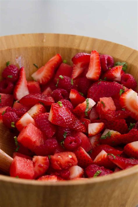 Crown Ruby Fruit Salad Taste And Tell Recipe Easy Fruit Salad