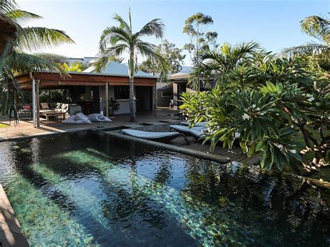 Villa St Gilles Les Bains - VILLA FLORE (VILLA DE LUXE ...