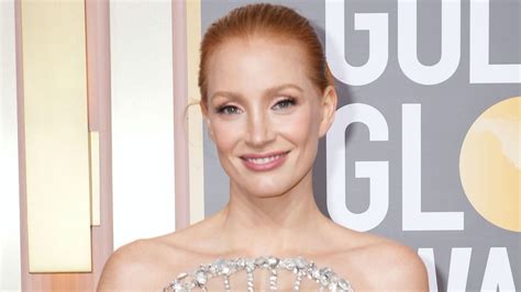 Jessica Chastain Wore A Glam Spider Man Gown To The 2023 Golden Globes